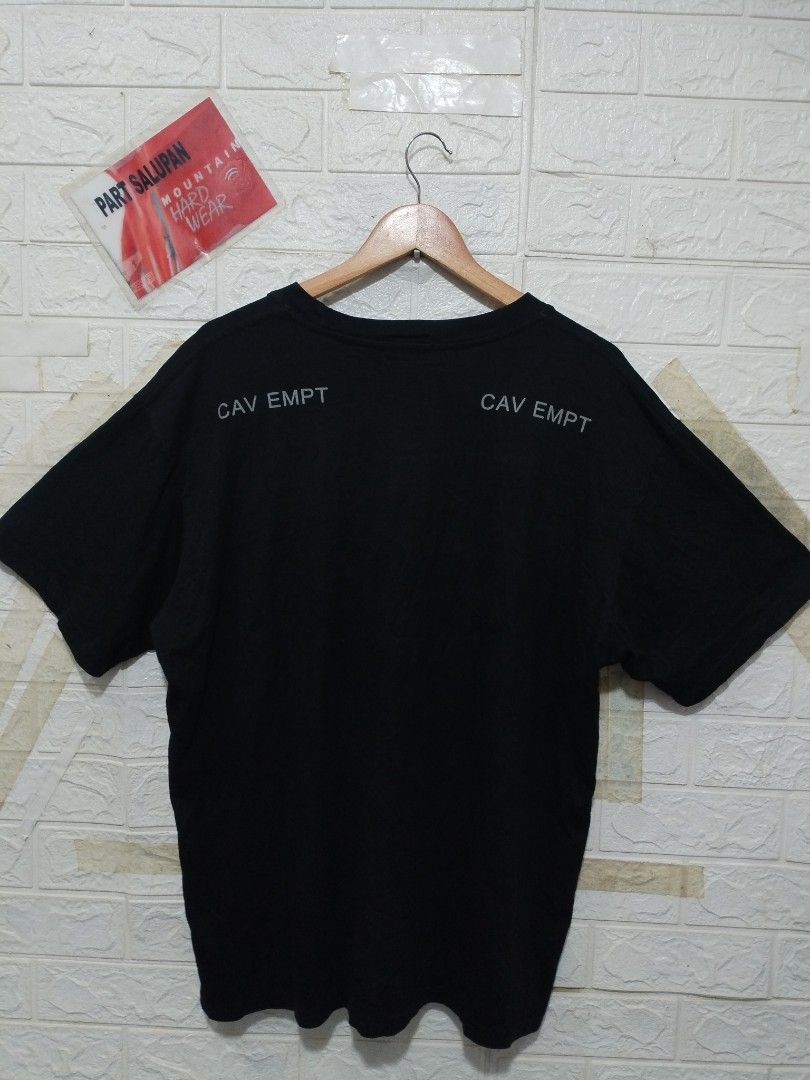 Cav Empt Black XL T-Shirt (Category: Tshirts & Polo Shirts ) located in Davao. Submitted by salupannino2016-98573 (Listing ID 1438986969, Image 3). Description: CAMP EMPT MEN'S T-SHIRT XL ON TAG WIDTH.. 24 LENGTH..29 SLIGHTLY USED 980/SHIPPED TNX ADMIN..😊.
