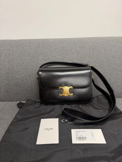 （分類：）位於 。 由 blackmolly855 提交（商品編號 1438915858，圖片 1）。簡介： 。