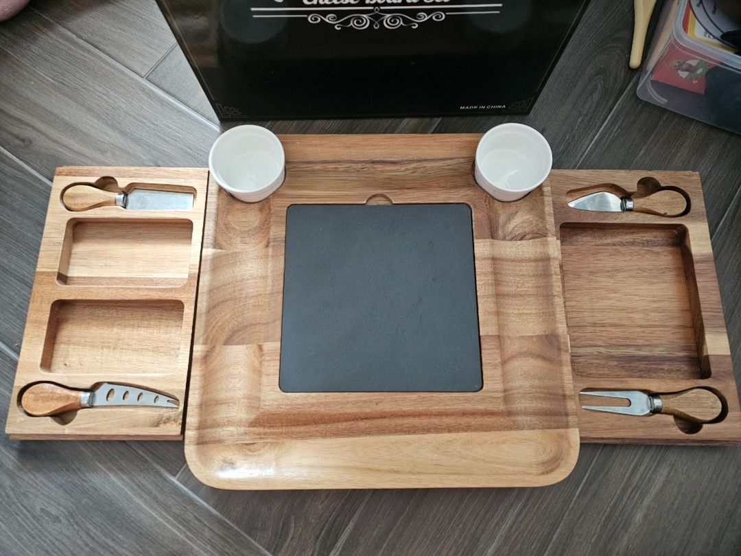 Cheese Board Set - Brand New459387726684508161