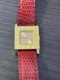（分類：）位於 。 由 d0_0b 提交（商品編號 1438930564，圖片 1）。簡介： 。