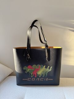 (Category: ) located in . Submitted by isellmypreloved (Listing ID 1438990549, Image 1). Description: .