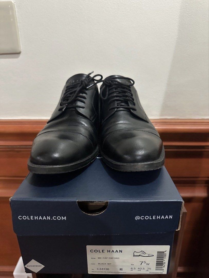 Cole Haan MC Cap Oxford Black (Category: Dress Shoes) located in Pasay City. Submitted by eathanio (Listing ID 1438948267, Image 2). Description: - Cole Haan MC Cap Oxford dress shoes - Color: Black - Size: 7.5 Wide - can fit 8 - Cap toe design - Lace-up closure - Waterproof - Includes original box.