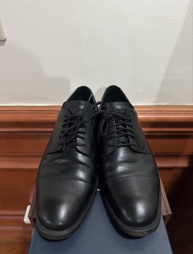 Cole Haan MC Cap Oxford Black (Category: Dress Shoes) located in Pasay City. Submitted by eathanio (Listing ID 1438948267, Image 1). Description: - Cole Haan MC Cap Oxford dress shoes - Color: Black - Size: 7.5 Wide - can fit 8 - Cap toe design - Lace-up closure - Waterproof - Includes original box.