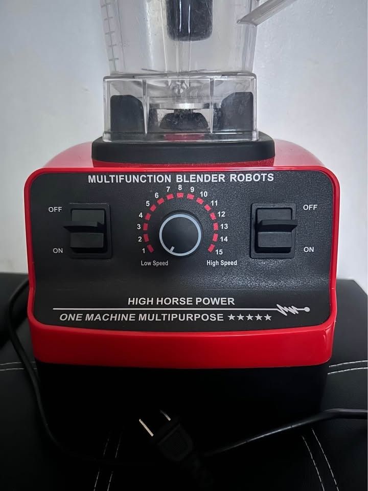 Commercial Grinder Blender (Category: Juicers, Blenders & Grinders) located in Manila. Submitted by guyleavila (Listing ID 1438940473, Image 2). Description: • Capacity: 2 Liters • Voltage: 220V / 50 Hz • Dimensions: 280x205x372mm • Stainless steel blades • No issues, still in good condition • Used for 2 months for ice scramble • PM for more details!! RFS: Not using anymore MOP: Cash/Gcash LOC: Mandaluyong city Meet up Kalentong and JRU only or L