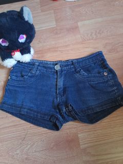 (Category: ) located in . Submitted by megan_danielle2139 (Listing ID 1438964094, Image 1). Description: .