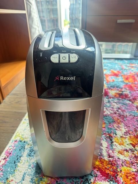 Document Paper Shredder ReXel459084311865610240