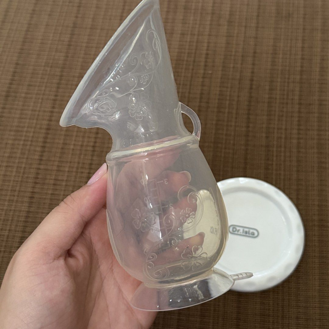 Dr. Isla Milk Catcher (Category: Breastfeeding & Bottle Feeding) located in Manila. Submitted by tzui.dclutter (Listing ID 1439015087, Image 3). Description: Only used for a few times Mostly stored Shipping via lalamove/grab or gogoexpress Location: Valenzuela City.