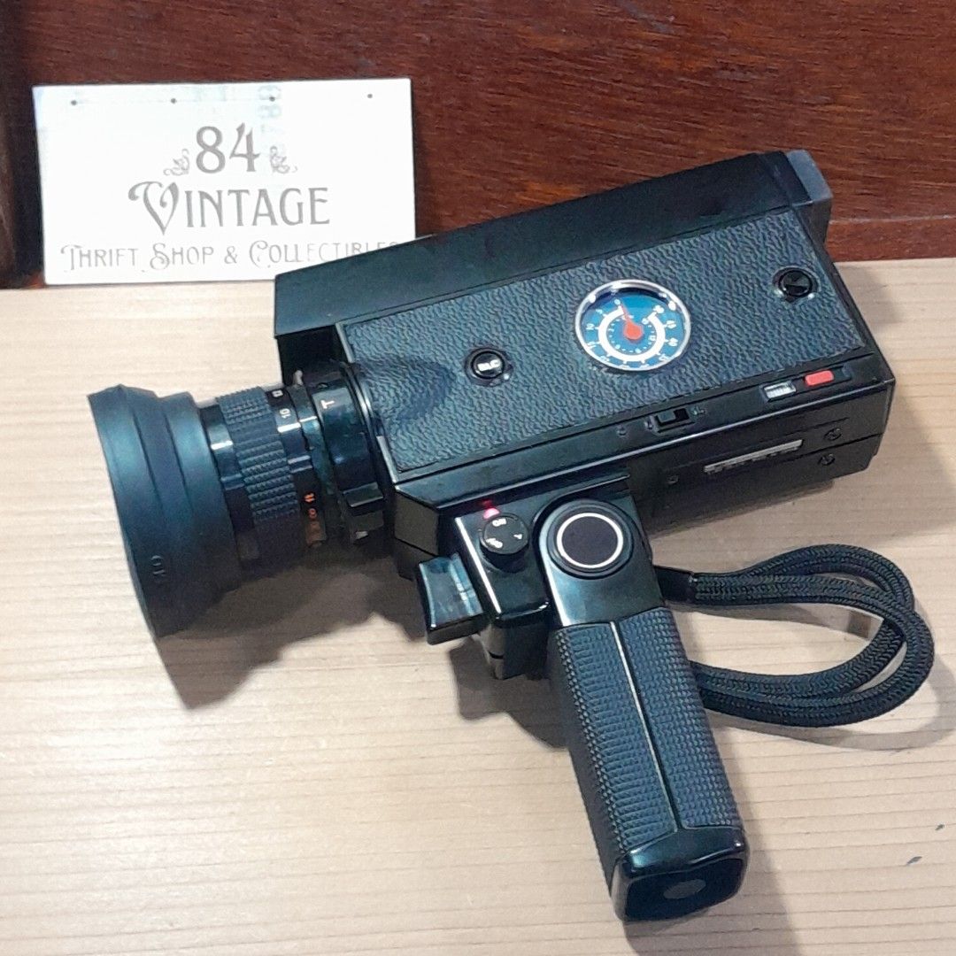 Elmo Super 311 Lowlight (Category: Cameras) located in Las Pinas. Submitted by 84vintage (Listing ID 1439033408, Image 1). Description: Rare item! Elmo 311 Super 8 - Super low light @F1.1 !!!!!! Excellent tested working condition. rangefinder focusing. uses 4AA batteries. lightweight and easy to use. Highly regarded for its exceptional optics, it remains a favorite among analog filmmakers for its sharpness and low-light capabilities. Key Specific