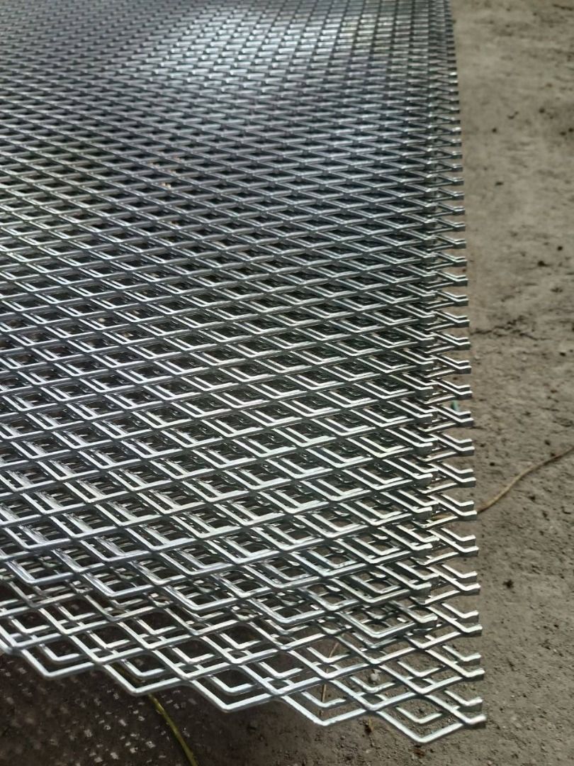 Expanded Metal Specs: 2mm thck x 1.6mm strand x 4ft x 8ft x 10kg ...