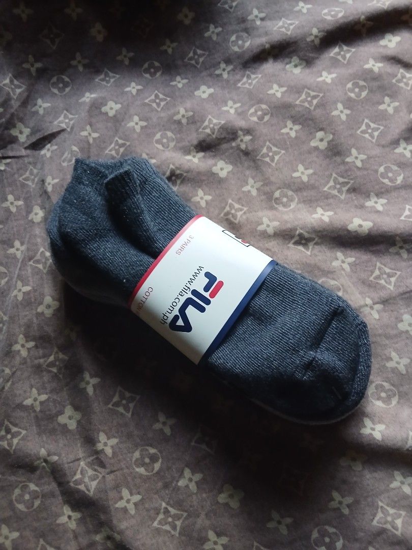 FILA Cotton-Rich Socks (3 Pairs) (Category: Socks) located in Quezon City. Submitted by orangeman09 (Listing ID 1438973671, Image 1). Description: Mode of Payment: GCash.