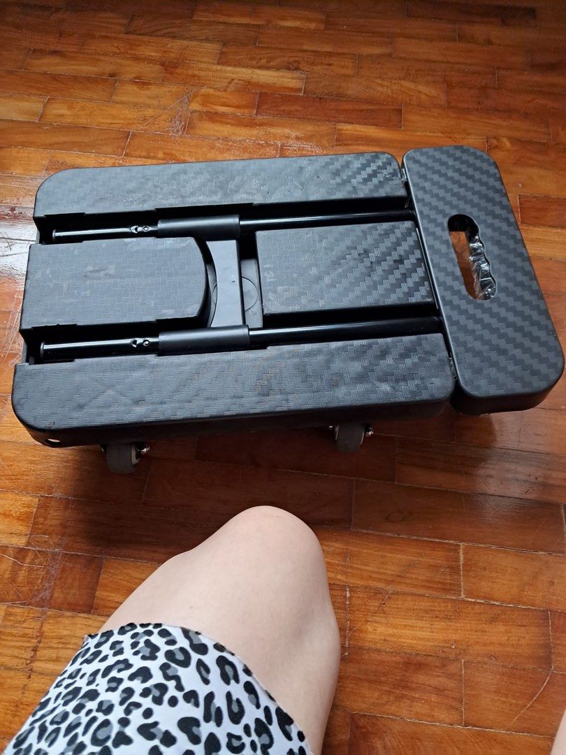 Foldable trolley459591324376780802