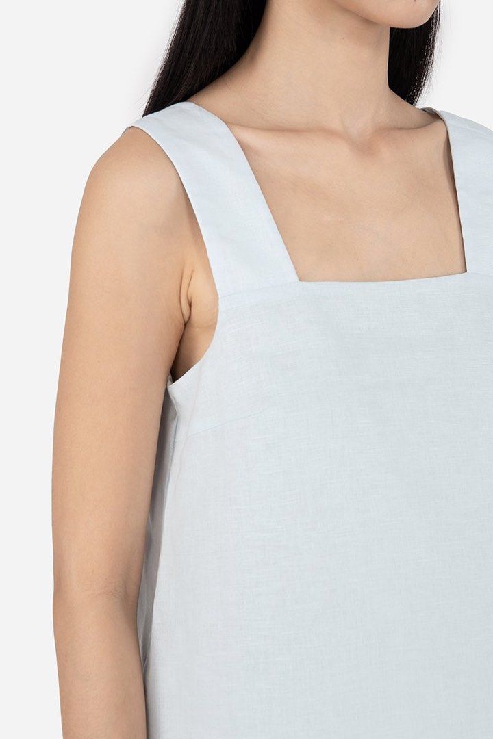 FTO Quileen Top (Sky) (Category: Sleeveless) located in Singapore. Submitted by xellehcor (Listing ID 1439048963, Image 2). Description: Worn twice. In good condition. No trades..