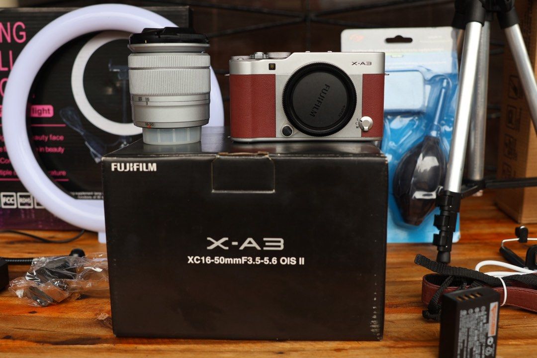 Fujifilm X-A3 Mirrorless Camera (Category: Cameras) located in Manila. Submitted by lenascamera (Listing ID 1438924715, Image 2). Description: NOTE: Sa dami po ng message na natatangap ko, naka hold napo ang Mga message hindi napo ako makapag reply pero na babasa ko kaya hanggat maari mag direct na kayo sa page ko sa facebook Lena’s camera para makareply ako agad salamat. Fujifilm X-A3 Mirrorless Camera ₱19,500 – Brown Key Features: 24MP APS-C se