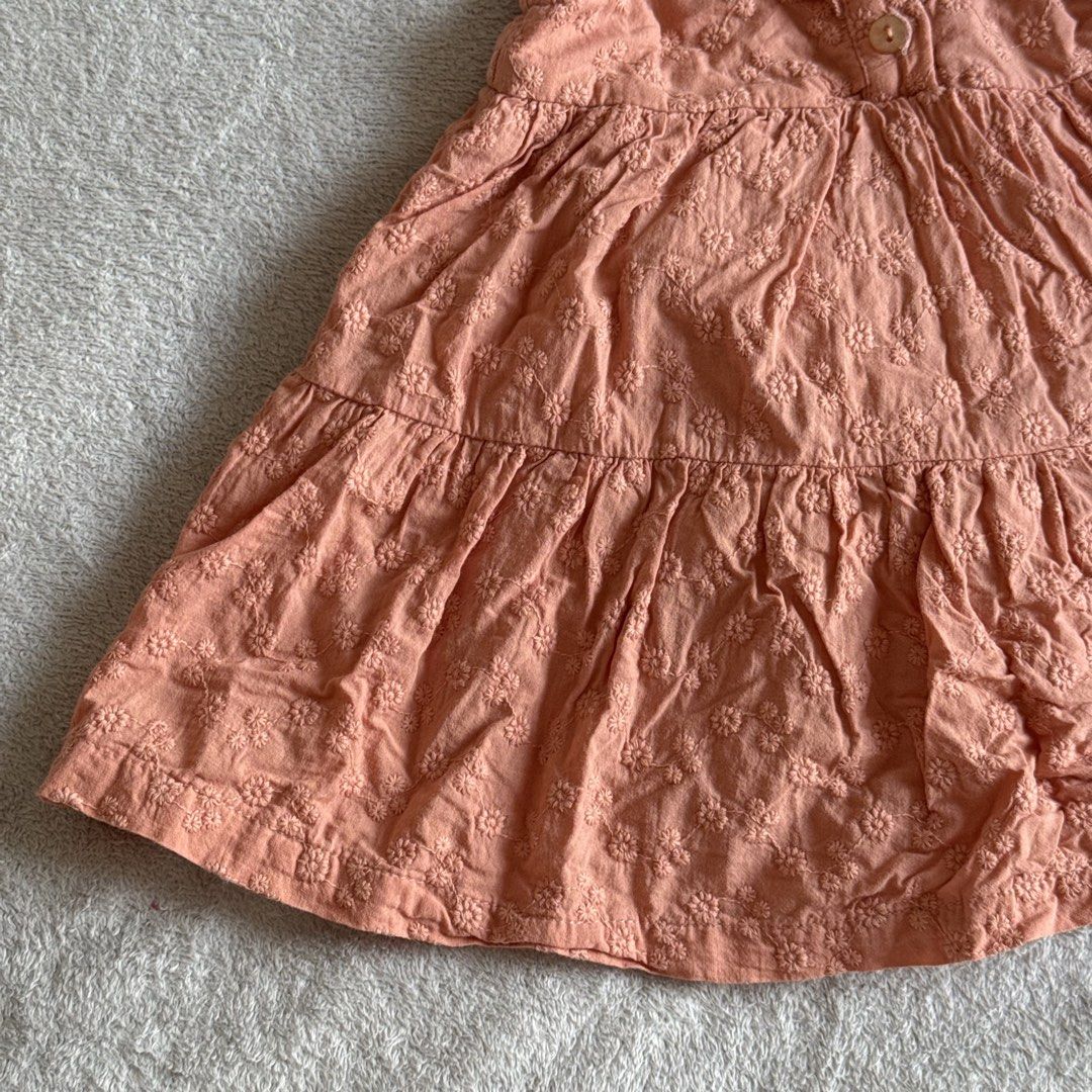 Gingersnaps Baby Dress Tiny 6 (Category: Babies & Kids Fashion) located in Cavite. Submitted by onceloved_ (Listing ID 1439033320, Image 3). Description: .