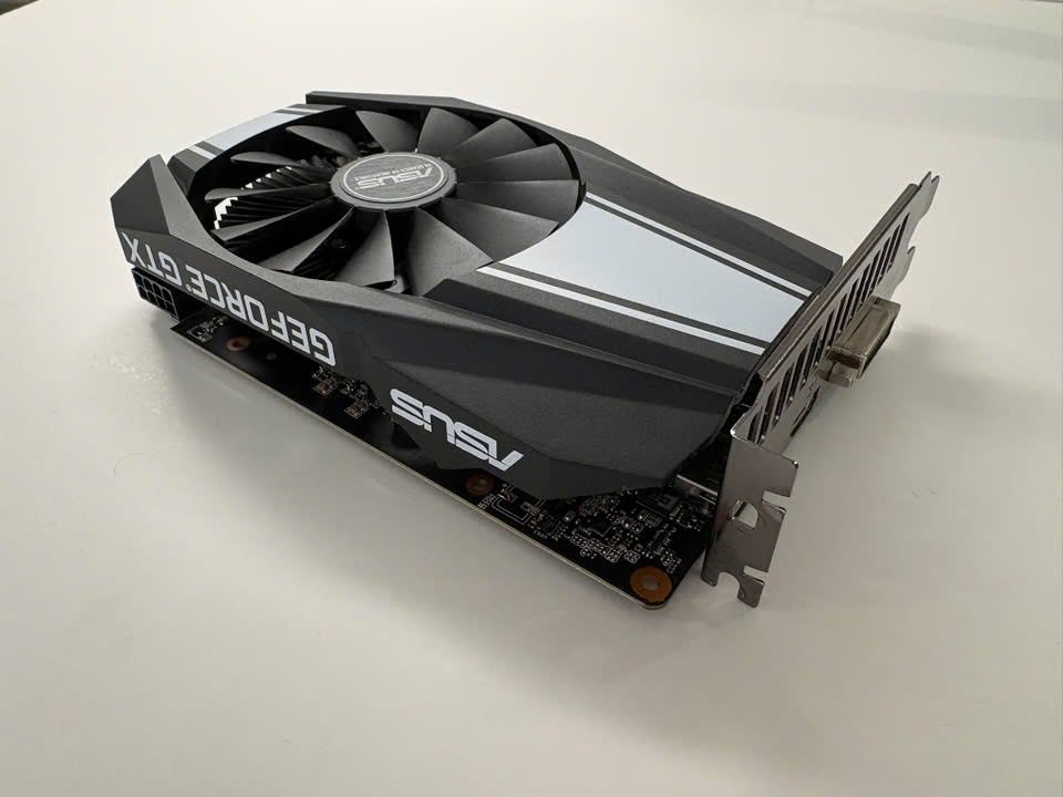 GTX 1660 Super 6GB Asus Phoenix459351087477565440
