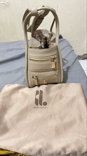 (Kategori: ) berada di . Dikirim oleh ezzyfauziah (ID iklan 1439029482, Gambar 1). Deskripsi: .