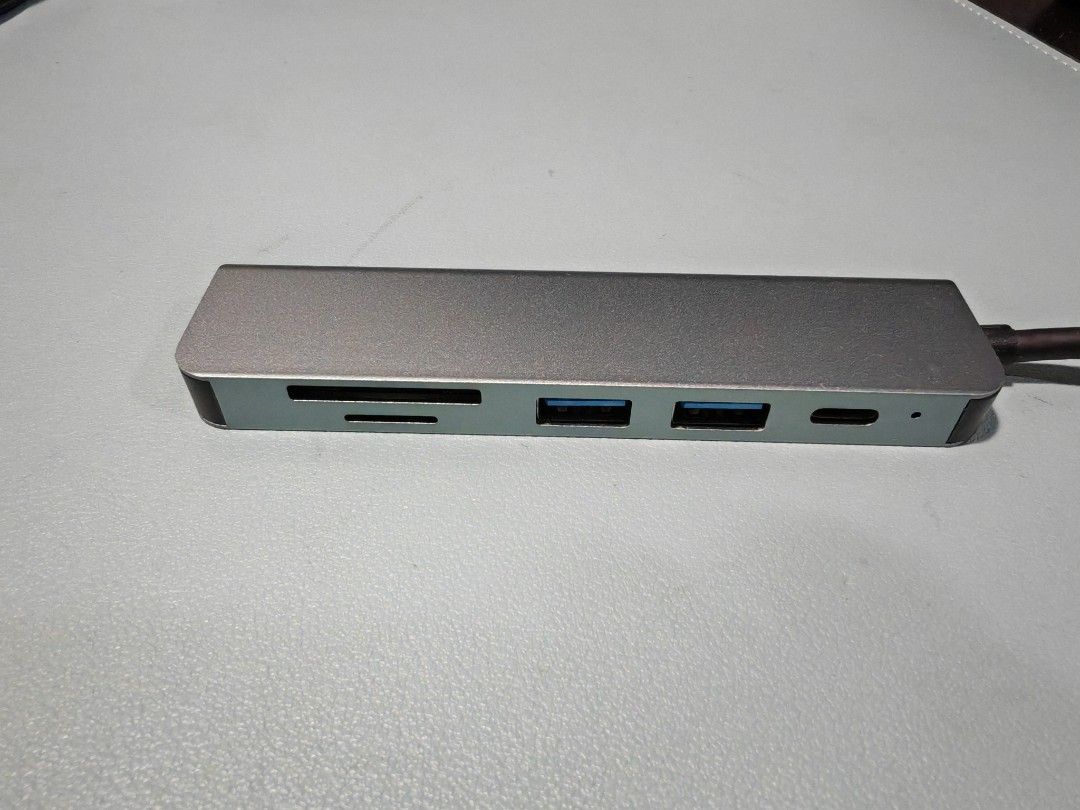 high quality USB-C Hub with HDMI, SD Card Reader459941864266813441