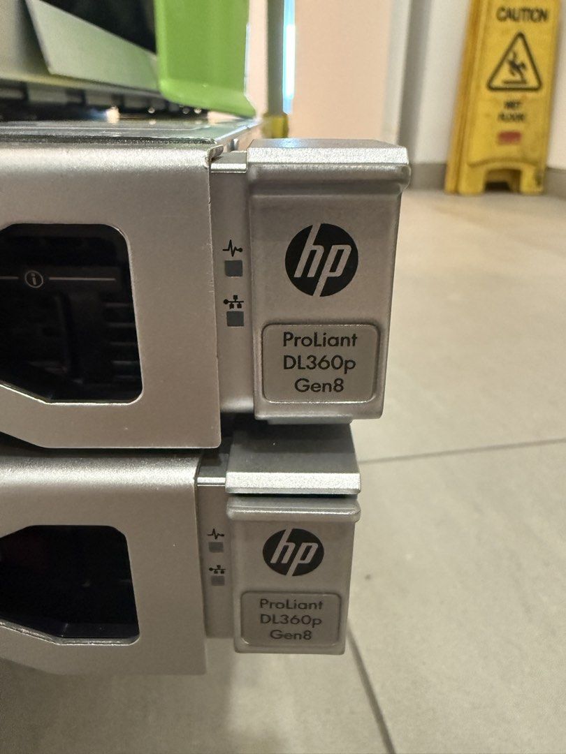HP ProLiant DL360p Gen8 Server459212006412800000