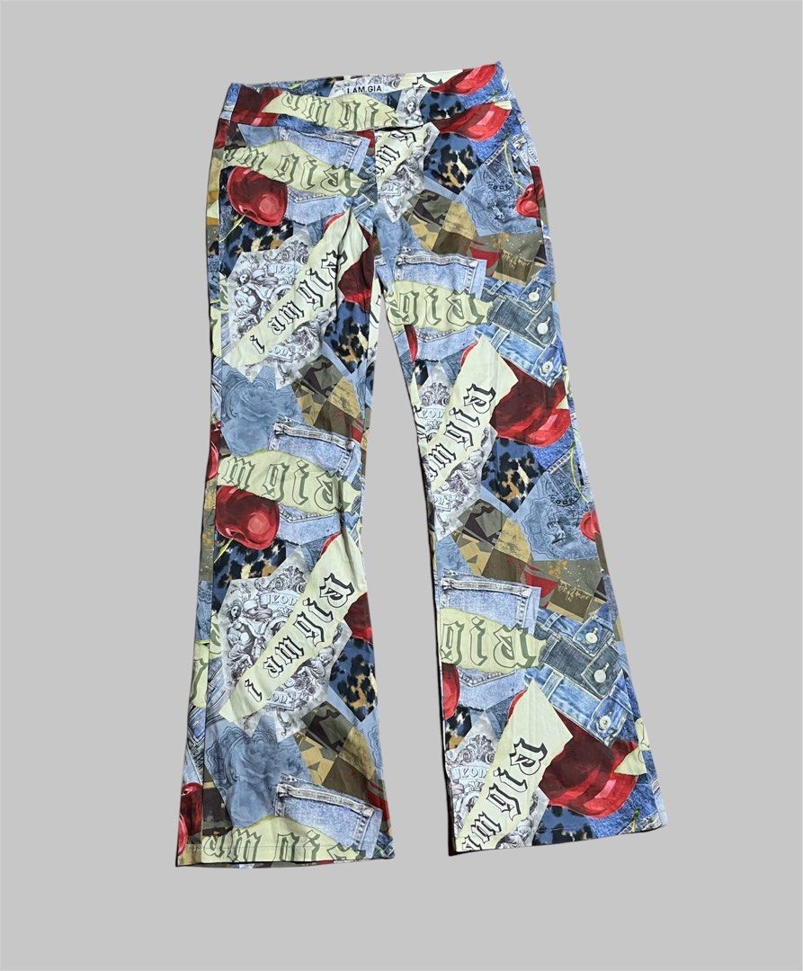 I AM GIA FLARE PANTS (Category: Coats, Jackets and Outerwear) located in Cebu City. Submitted by ubec_ph (Listing ID 1439027327, Image 1). Description: I AM GIA FLARE PANTS Good as new condition No issue Size W 32-34 L 44 Hem 11 Price: 1,000 Location: Cebu City Mop: Gcash Courier: J & T.
