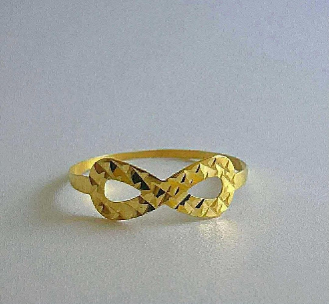 Infinity Ladies Ring in 18K Saudi Gold (Category: Rings) located in Caloocan City. Submitted by cheskhaionlinestore2.0 (Listing ID 1438909759, Image 3). Description: Pure 18K Saudi Gold ✨ Infinity Ring Size 6,7,8 ₱2650 only ⚡ 🍒Nasasangla💯/ Pawnable 💯 🍒Ship Via Lbc/ JNT 🍒Same Day delivery via LALAMOVE 🚚 🍒Open for COD/COP with dp to avoid cancellation of orders ‼️ DM for faster Transaction 📩📩📩 Cheskhai Online Store #cheskhaionlinestore #L