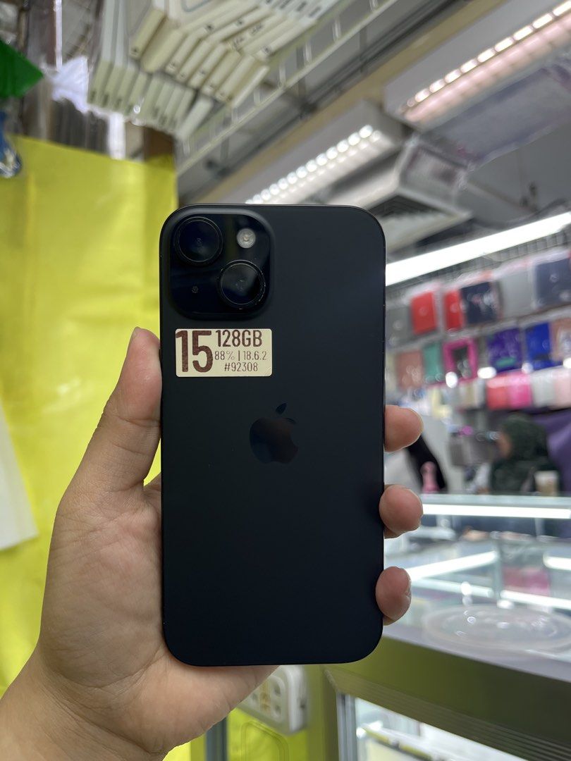 iPhone 15 128GB Factory Unlock No Issue Secondhand (Category: iPhone 15 Series) located in Pasig City. Submitted by FarAndRayShop (Listing ID 1438921117, Image 1). Description: OPEN FOR SWAP/SELLING/BUYING (RFS: Buy and Sell) Price: 26,499 iPhone 15 128GB •FACTORY UNLOCK •NO HIDDEN ISSUES •TEST TO SAWA •Authentic Phone Physical store in Greenhills Shopping Center XD-07 Stall Number Look For Rayray Or Anika NO CASH INSTALLMENT We are open also for