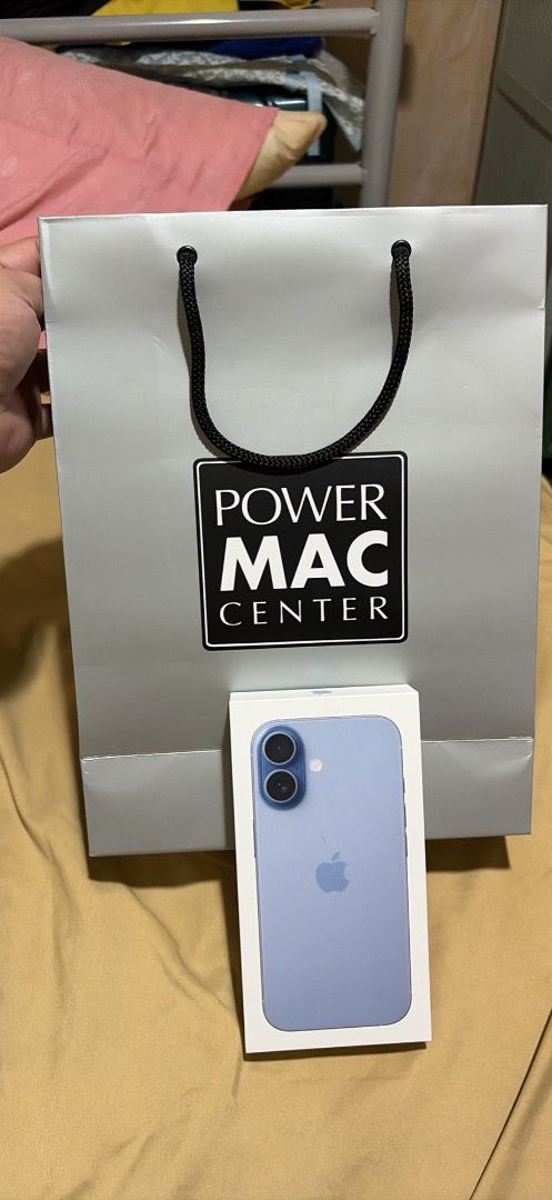 IPhone 17 (Category: iPhone 17 Series) located in Caloocan City. Submitted by swiftdog.487c56 (Listing ID 1438916002, Image 1). Description: iphone 17 Mist Blue 256 GB 94% Battery Cc 436 with box and case Bought at Power Mac with receipt .