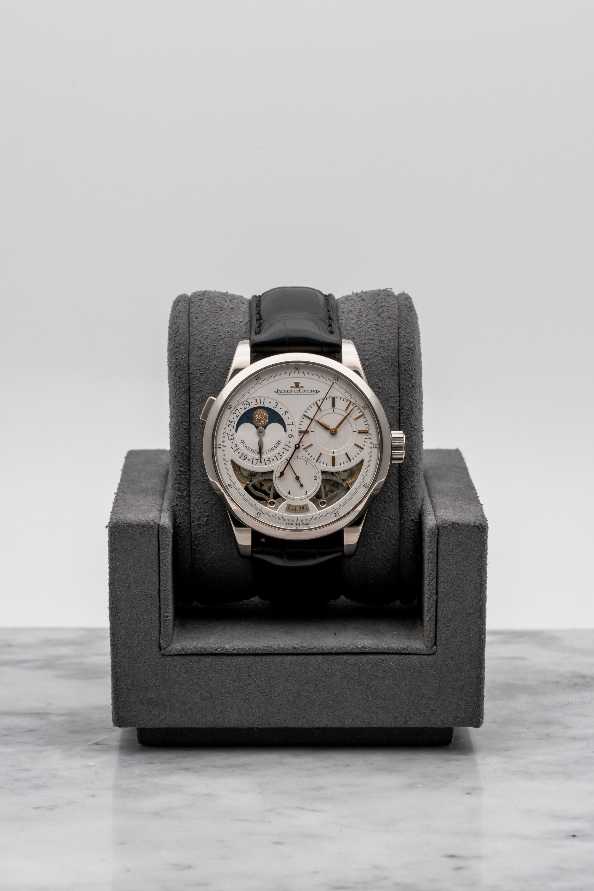 Jaeger-LeCoultre Duomètre Quantième Lunaire Q6043420 Silver Dial • 2017 • 📦 & 📄 (Category: Watches) located in Singapore. Submitted by timetells (Listing ID 1438906167, Image 1). Description: Brand: Jaeger-LeCoultre Model: Duomètre Quantième Lunaire Reference Number: Q6043420 Year: 2017 Case Size: 40.5 mm Case Material: 18K White Gold Dial: Silver Dial with Off-Centred Time Display, Pointer Date and Moonphase Indicator, Dual-Wing Power Reserve 