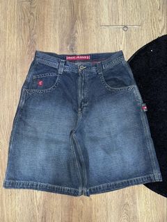 (Category: ) located in . Submitted by thriftkims0 (Listing ID 1438943431, Image 1). Description: .