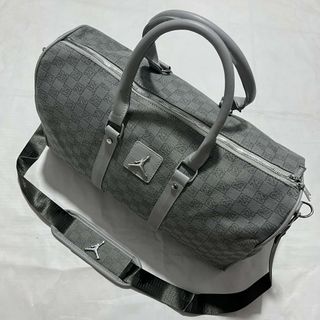 (Category: ) located in . Submitted by jerichos_thrift2 (Listing ID 1438893303, Image 1). Description: .