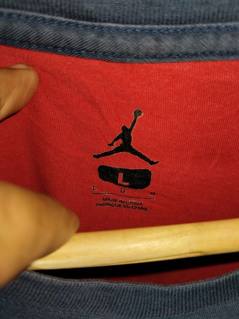 Jordan Nike Air Big logo (Category: Tshirts & Polo Shirts ) located in Ilagan. Submitted by goodsanddeals-a73c28 (Listing ID 1439000854, Image 3). Description: Best fit for Medium to Large Excellent condition & No flaws 9.3/ 10 color rate No pinhole and no crack print.