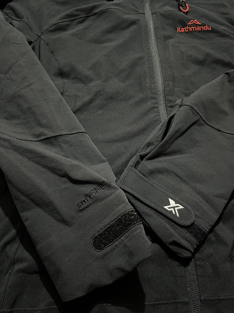 Kathmandu X Series Softshell Jacket (Category: Coats, Jackets and Outerwear) located in Sasmuan (Sexmoan). Submitted by winterclothes.ph (Listing ID 1438987436, Image 3). Description: Kathmandu X Series Softshell Jacket M to L womens Width 19 Length 25-26.5 Excellent Condition Pwedi rin sa mens kung dika maselan hehe.