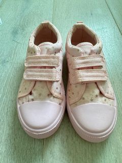 （分類：）位於 。 由 33957 提交（商品編號 1438906449，圖片 1）。簡介： 。