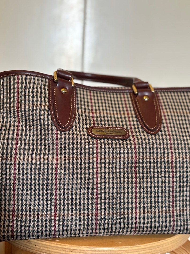 Kinloch Anderson Scotland (Category: Luxury Bags & Wallets) located in Quezon City. Submitted by se2ndlookph (Listing ID 1438902581, Image 2). Description: Kinloch Anderson Scotland Travel Bag Location: Quezon City.