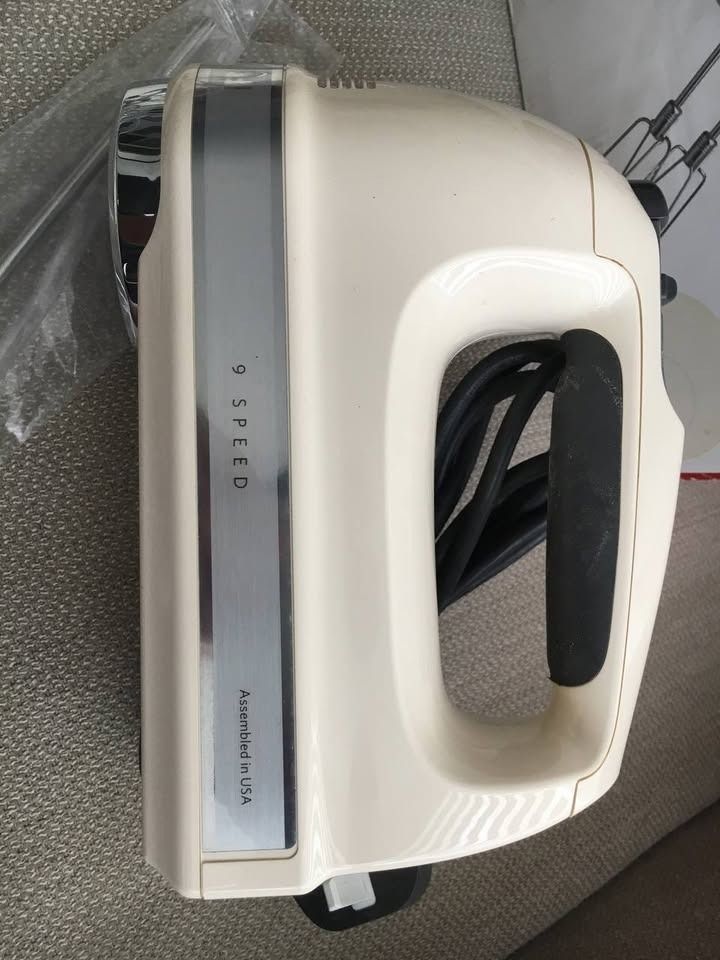 KitchenAid 9-Speed Hand Mixer (with issue) (Category: Hand & Stand Mixers) located in Manila. Submitted by grnickkk (Listing ID 1438900948, Image 2). Description: Not working. We went to a repair service, and they said there's an issue with the power supply preventing the mixer from receiving power. The repair cost around ₱1,000-₱2,000. We didn't repair it as we already have a better mixer. - Includes whisks, mixing rod, storage bag, dough hooks,