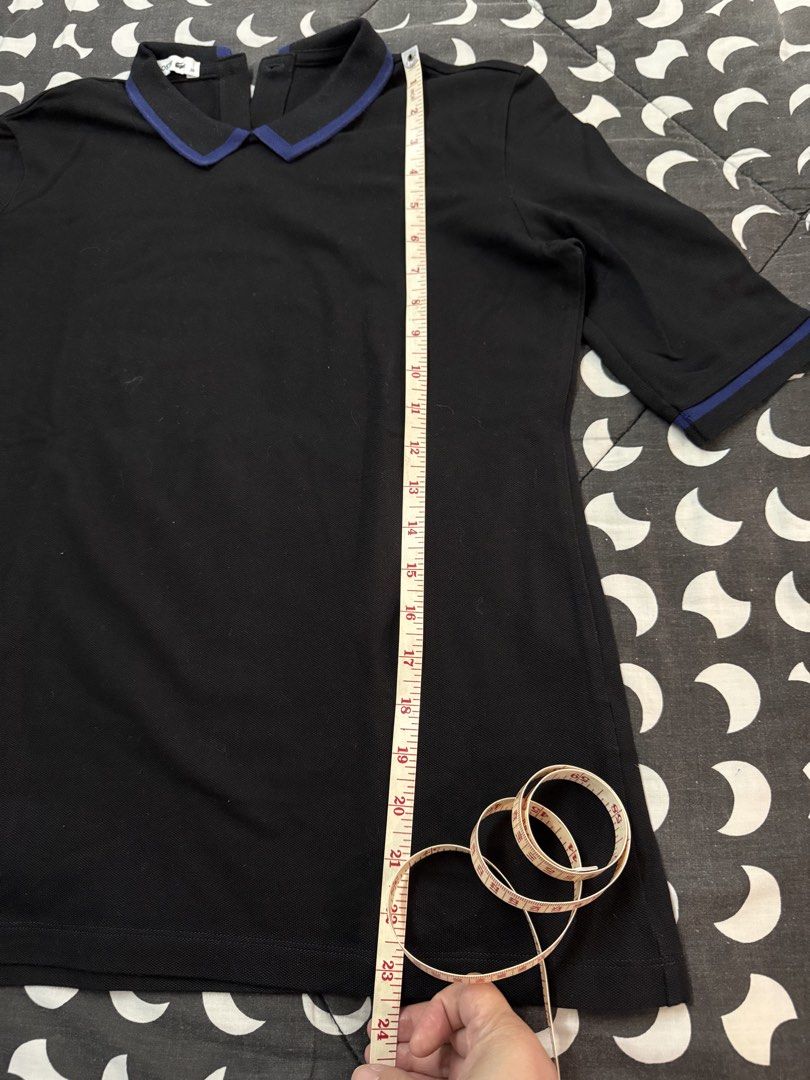 Lacoste black polo shirt (Category: Shirts) located in Malabon City. Submitted by splendidcloset (Listing ID 1438892119, Image 2). Description: .