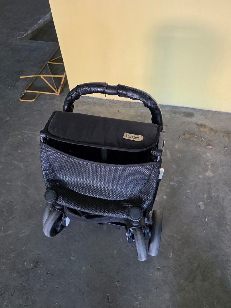 looping squizz 3 withbig wheels and carseat (Category: Strollers) located in Pasig City. Submitted by trisporthunter (Listing ID 1439030294, Image 3). Description: -looping squizz 3 stroller big wheel and carseat - Color: Black - Lightweight and compact design - Padded seat for comfort - Comfortable handle - Easy fold for storage and transport - Includes sun canopy - Ideal for travel and daily use cloth cover n rain cover.