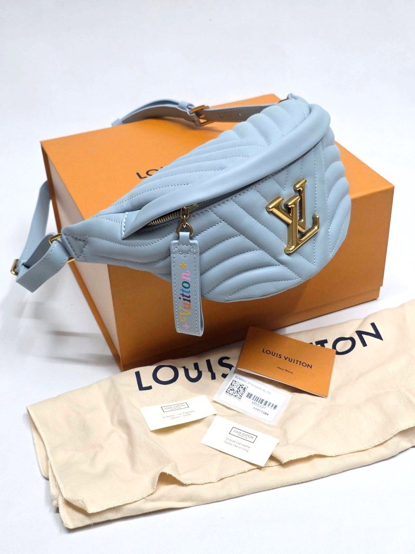 Louis Vuitton New Wave Bumbag 🩵✨ (Category: Luxury Bags & Wallets) located in Mandaluyong City. Submitted by luxprelovedbagsparadise (Listing ID 1438936928, Image 1). Description: 🖤✨ Louis Vuitton New Wave Bumbag ✨🖤 Elevate your everyday style with the Louis Vuitton New Wave Bumbag, crafted from soft quilted calfskin leather with the iconic vintage-inspired LV logo in smooth gold-tone hardware 💎 Designed for both fashion and function, this lu