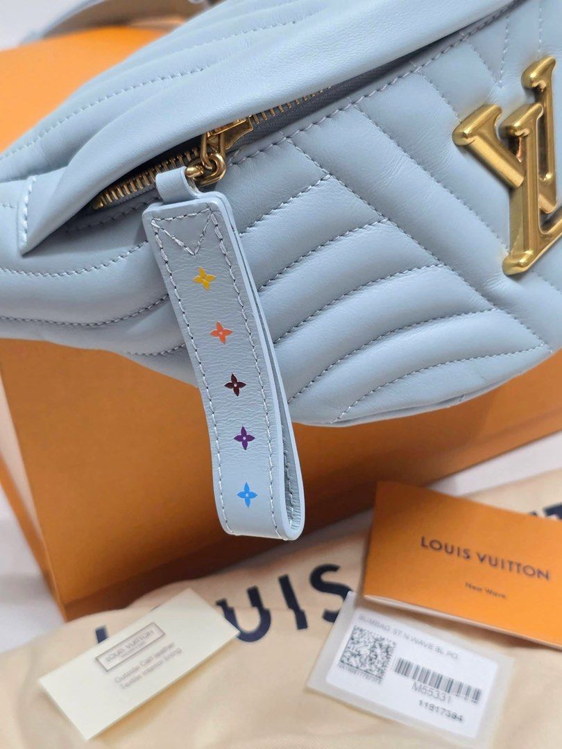 Louis Vuitton New Wave Bumbag 🩵✨ (Category: Luxury Bags & Wallets) located in Mandaluyong City. Submitted by luxprelovedbagsparadise (Listing ID 1438936928, Image 3). Description: 🖤✨ Louis Vuitton New Wave Bumbag ✨🖤 Elevate your everyday style with the Louis Vuitton New Wave Bumbag, crafted from soft quilted calfskin leather with the iconic vintage-inspired LV logo in smooth gold-tone hardware 💎 Designed for both fashion and function, this lu