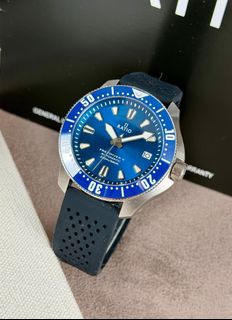(Category: ) located in . Submitted by notorious_watches (Listing ID 1439017015, Image 1). Description: .