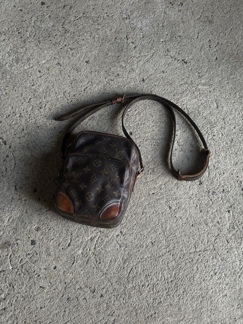 LV Amazon Monogram Crossboday Bag (Category: Luxury Bags & Wallets) located in Manila. Submitted by yamborghini22 (Listing ID 1439057260, Image 1). Description: LV Amazon Monogram Crossbody Bag “Authentic” Rank AB No major issue Lowest in the market ₱13998.