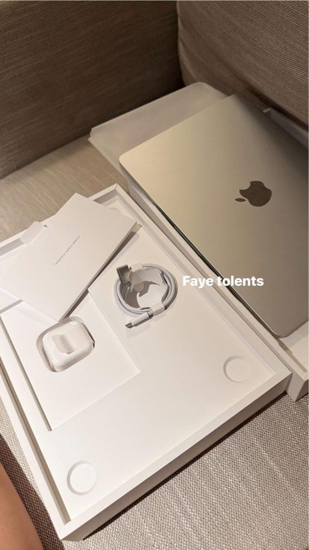MacBook Air M5 (Category: Laptops & Notebooks) located in Manila. Submitted by eyaaa (Listing ID 1439003163, Image 2). Description: FOR SALE (GOOD AS NEW) MACBOOK AIR M5 SILVER 13 INCH 512gb 8 cc(100% batt health) No dents/scratches Complete box and accesories Warranty :april 2027 68k Meet up: powerplant mall.