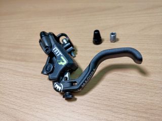 （分類：）位於 。 由 moto_2025 提交（商品編號 1438861309，圖片 1）。簡介： 。