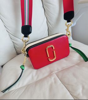（分類：）位於 。 由 rosiemeow 提交（商品編號 1438921938，圖片 1）。簡介： 。