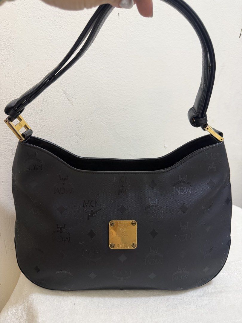 mcm germany 2 ways sling /shoulder (Category: Luxury Bags & Wallets) located in Cebu City. Submitted by cloverseven23 (Listing ID 1438951169, Image 1). Description: .