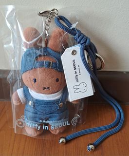 (Category: ) located in . Submitted by qchea13 (Listing ID 1438930643, Image 1). Description: .