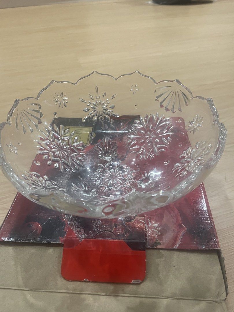 MIKASA GERMANY SERVING BOWL (Category: Dinnerware & Cutlery) located in Manila. Submitted by bedlambuzz (Listing ID 1438989040, Image 2). Description: .