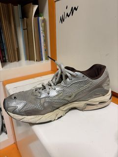 （分類：）位於 。 由 askmequestion 提交（商品編號 1439049556，圖片 1）。簡介： 。