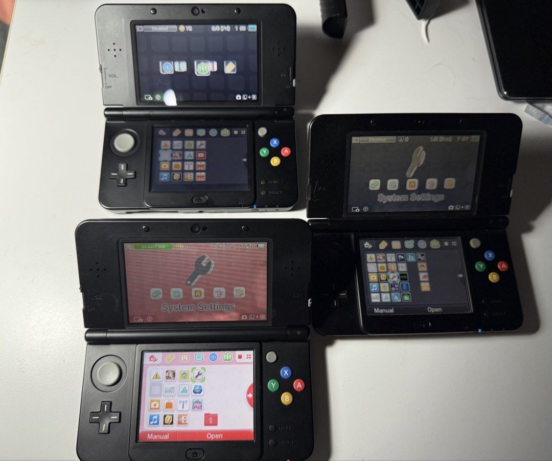 New Nintendo 3DS Mario Black Friday Edition (Bundle Only) (Category: Nintendo) located in Manila. Submitted by retrohere.gb (Listing ID 1438988238, Image 3). Description: Nintendo New 3DS Black Friday Edition (Bundle Only) All buttons working Camera working Touch screen working High Sounds Issue: yung dalawa na 3ds (middle & bottom is may water mark sa screen) Missing stylus yung sa middle Price: 50,000 Php (bundle fix) Warranty: 24 hrs upon rece
