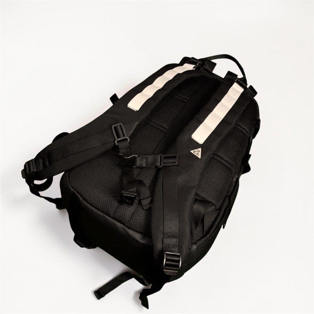 NIKE ACG BACKPACK (Category: Strollers) located in Manila. Submitted by scarlett_hope (Listing ID 1438966255, Image 2). Description: .