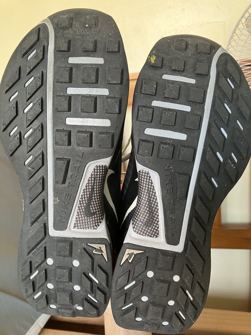 Nike Juniper Trail Running Shoes (Category: Sneakers) located in Manila. Submitted by pedraph (Listing ID 1439033001, Image 3). Description: - Nike Juniper Trail running shoes - Size: UK 7 / EUR 41 / US 8 - Color: Black and Gray - New with original box - Used less than 5 times then i realized it was too small for me. - Textured soles for enhanced grip are still as good as new RFS: decluttering. Wrong size..